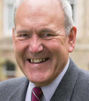 Bruce Gillingham headshot